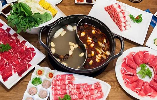 lẩu Mông Cổ thịt cừu chuẩn vị tại nhà ngon